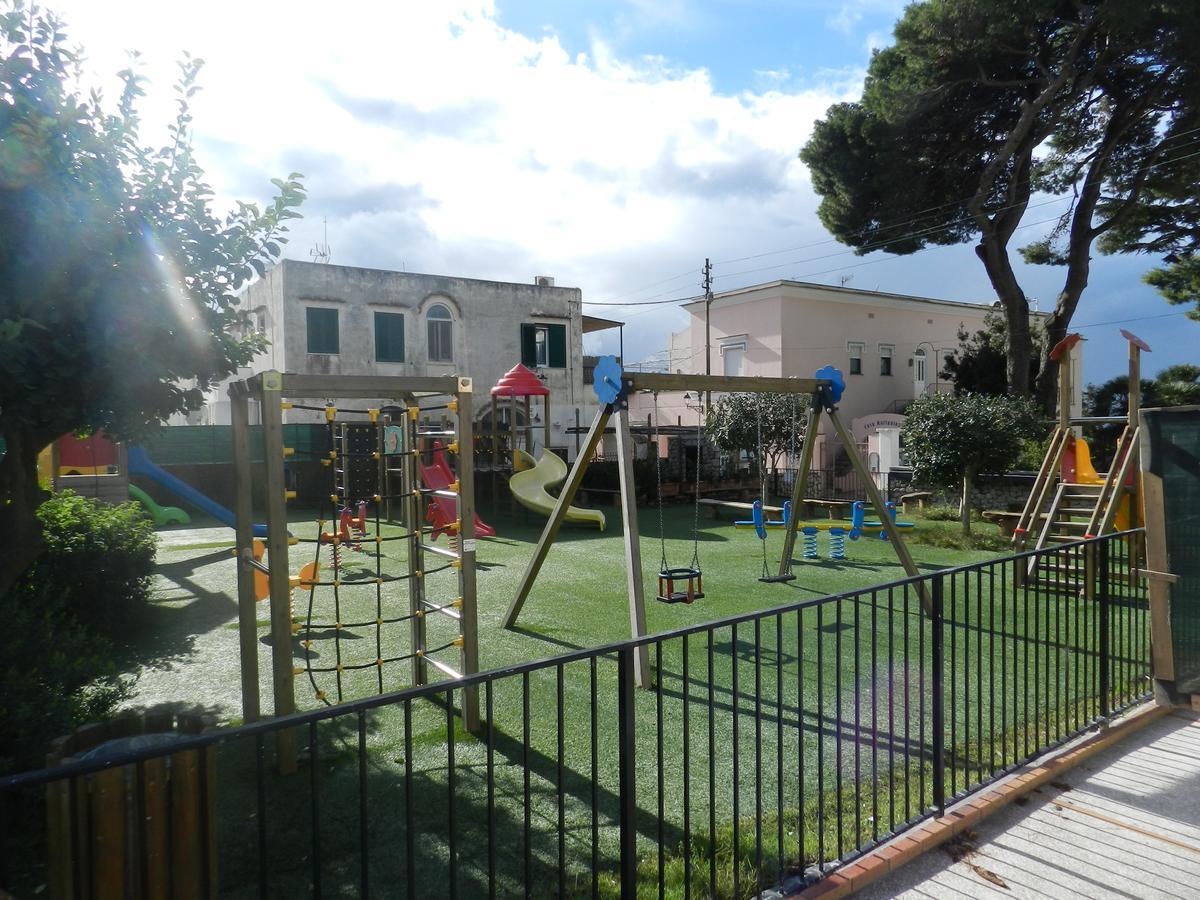 Capri Dreaming Bed & Breakfast อนากาปรี ภายนอก รูปภาพ